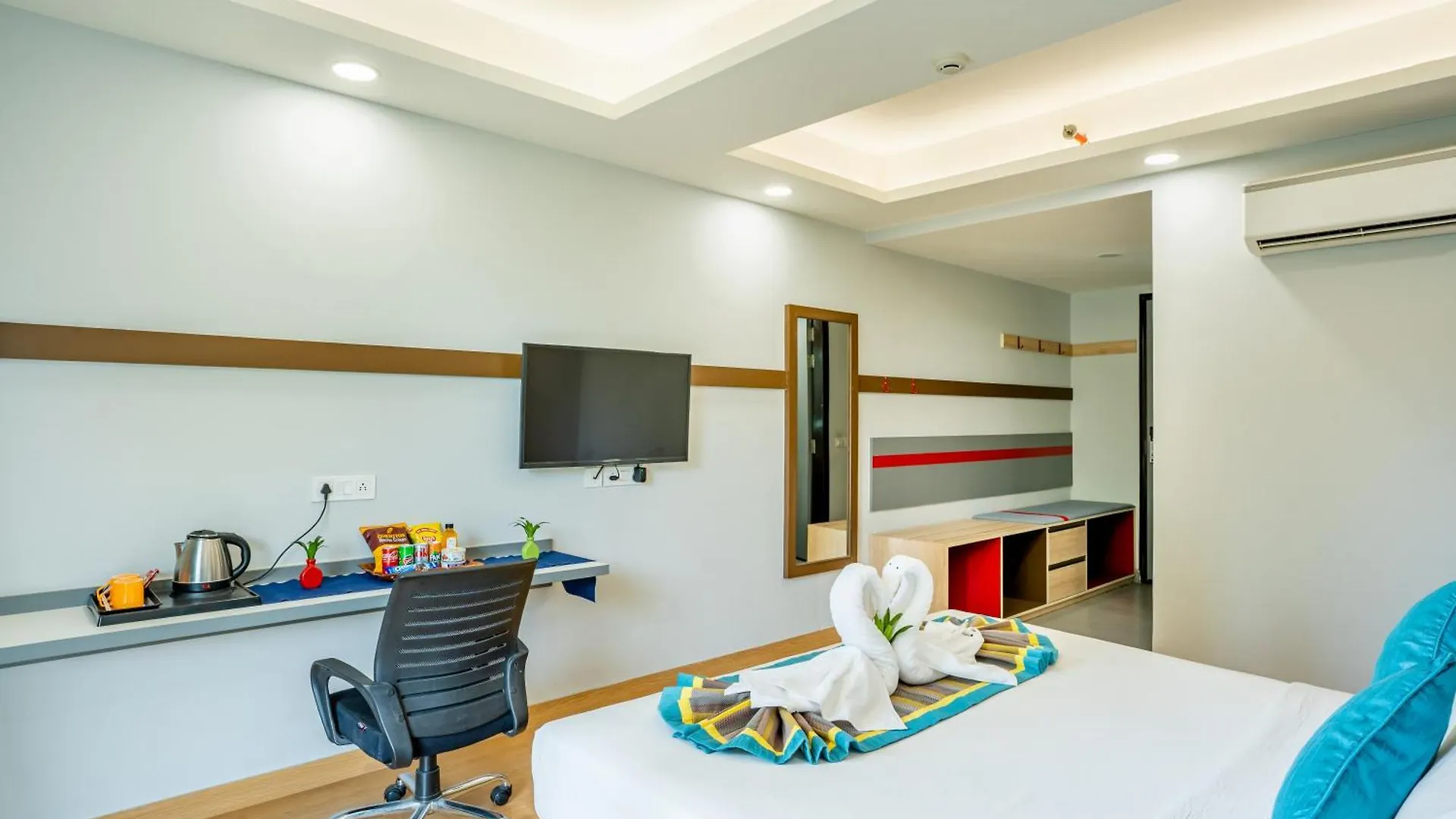 Inde Hotel Golf Course Extension, Gurgaon